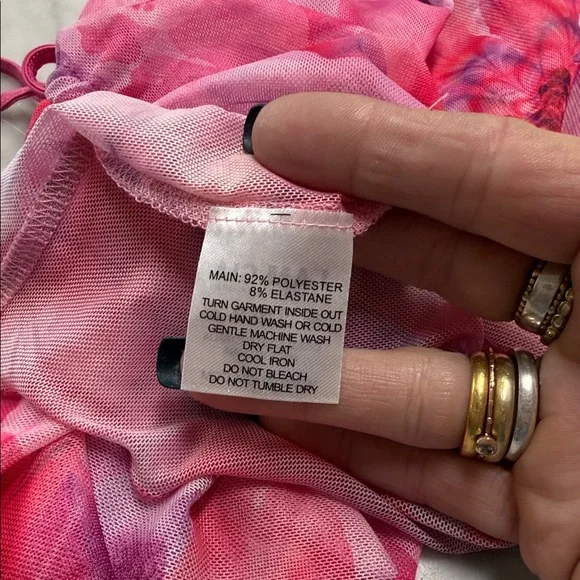 I AM GIA Jamari Psychedelic Pink and White Sheer Bloom Top Size XS - Picture 10 of 10
